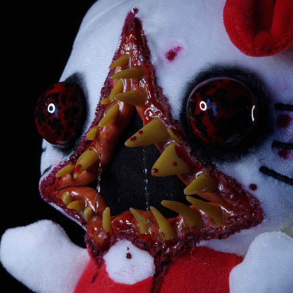 Saritasangerart Hello Kitty - Horror handmade hello kitty Peluche - Blanc